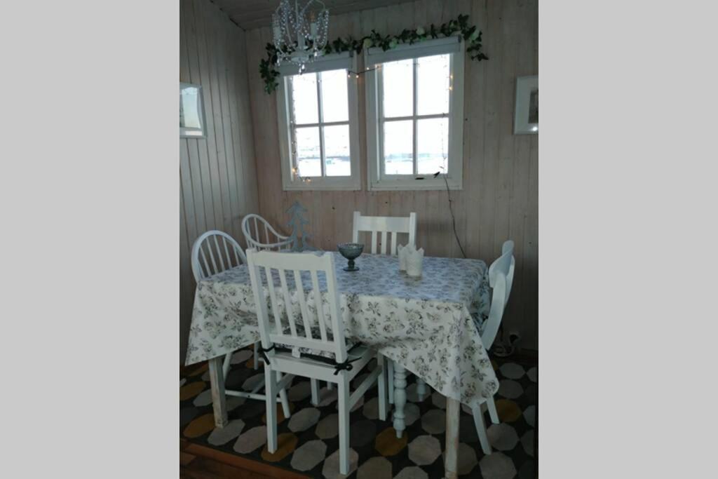 Holiday home Cosy Cottage-alfabakki-with Hot Tub